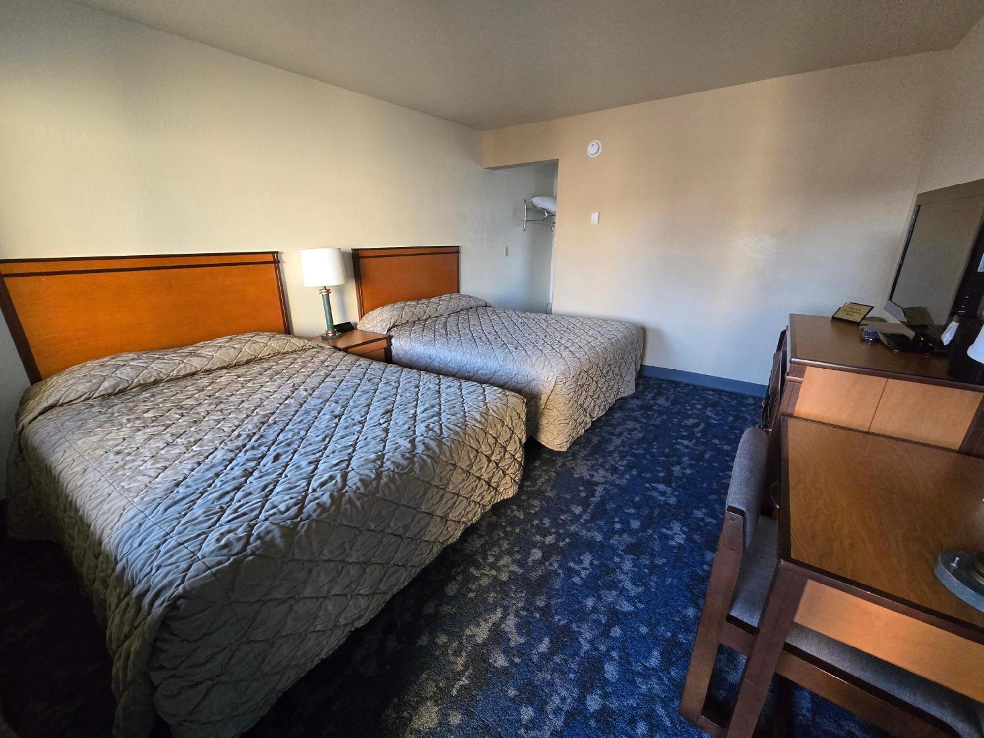 Breeze Inn Hotel Seward Exterior photo