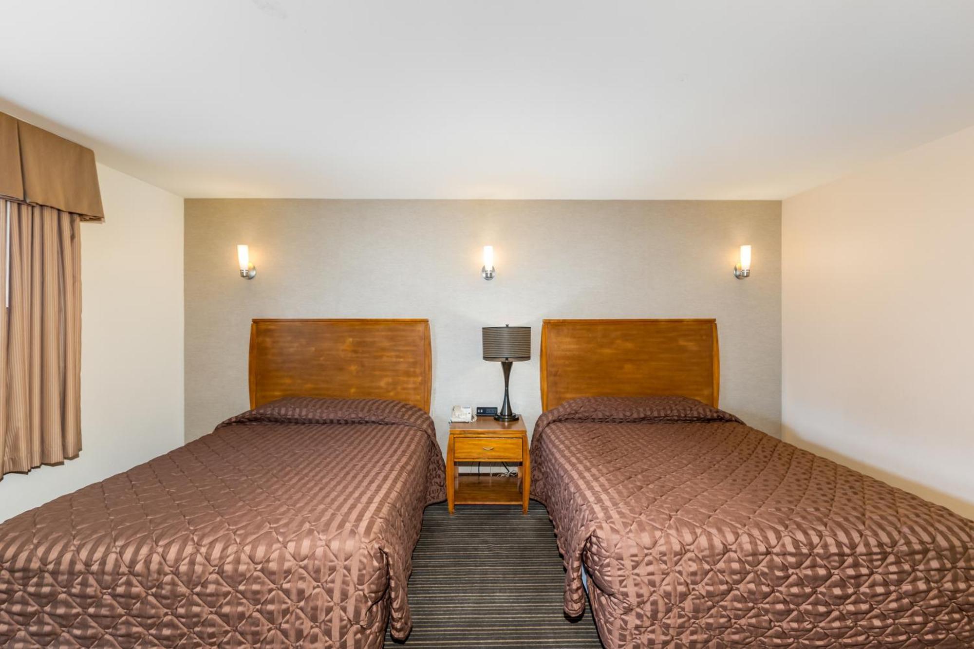 Breeze Inn Hotel Seward Exterior photo